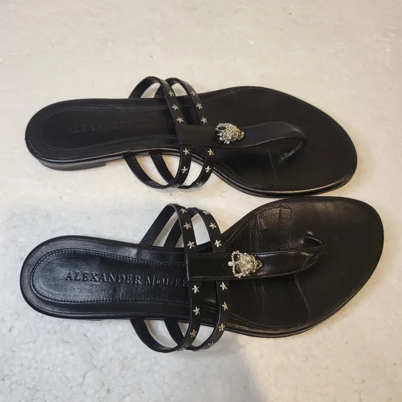 Alexander Mcqueen🔥🔥4X HOST PICK🔥🔥 Studded Flip Flops - Picture 6 of 16